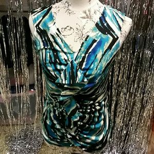 💙💚Zac & rachel top💙💚